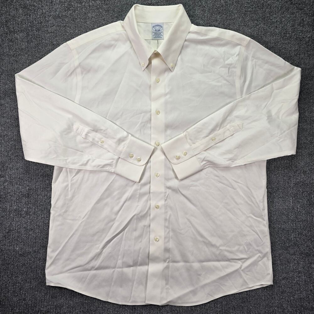 Brooks Brothers Dress Shirt Mens 16.5 34 Regular Fit White Non-Iron Stretch